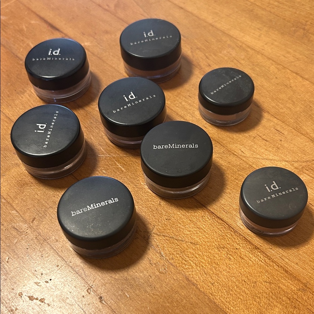 bareMinerals eye shadow bundle- 8 shades